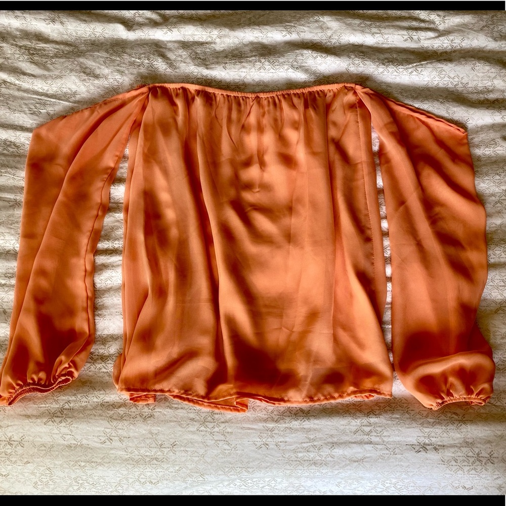 Strapless long sleeve shirt